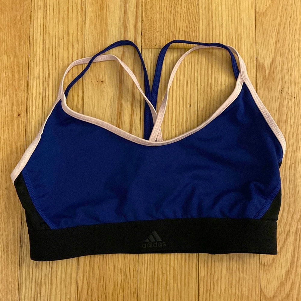 Adidas stroppy sports bra XS